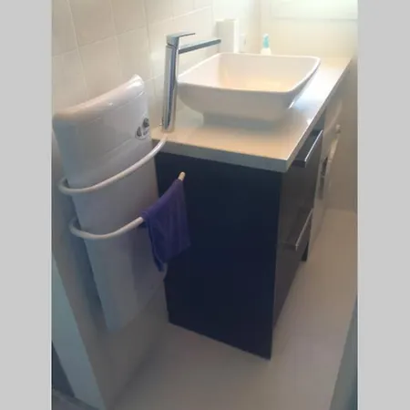 Apartamento Joli Petit Renove Au Centre Du Boucanet